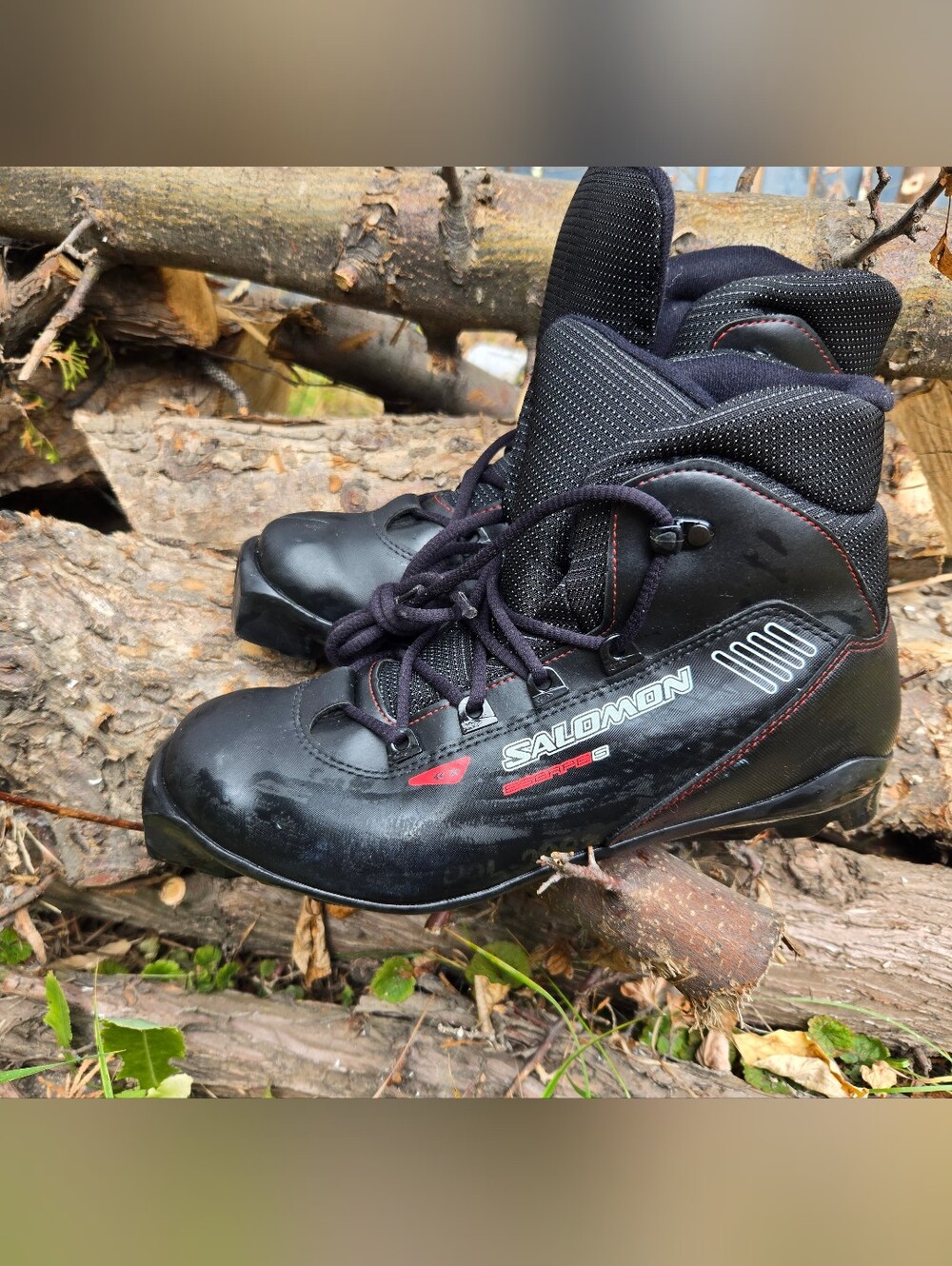Salomon Escape 5 Cross Country Ski Boots